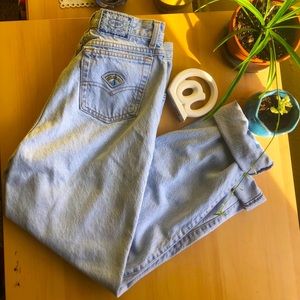 🌿LEVI’S Vintage 80’s Native Blue light wash jeans